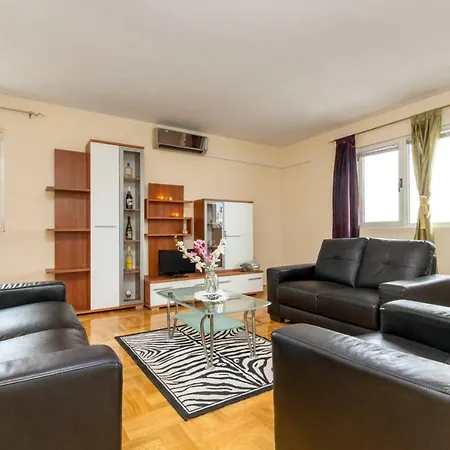Apartment Ukic *